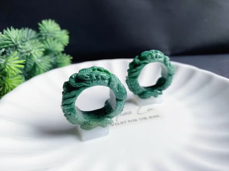 天然翡翠 手工龍戒 危地馬拉 雕刻戒指 內徑20.2mm 招財霸王 ring