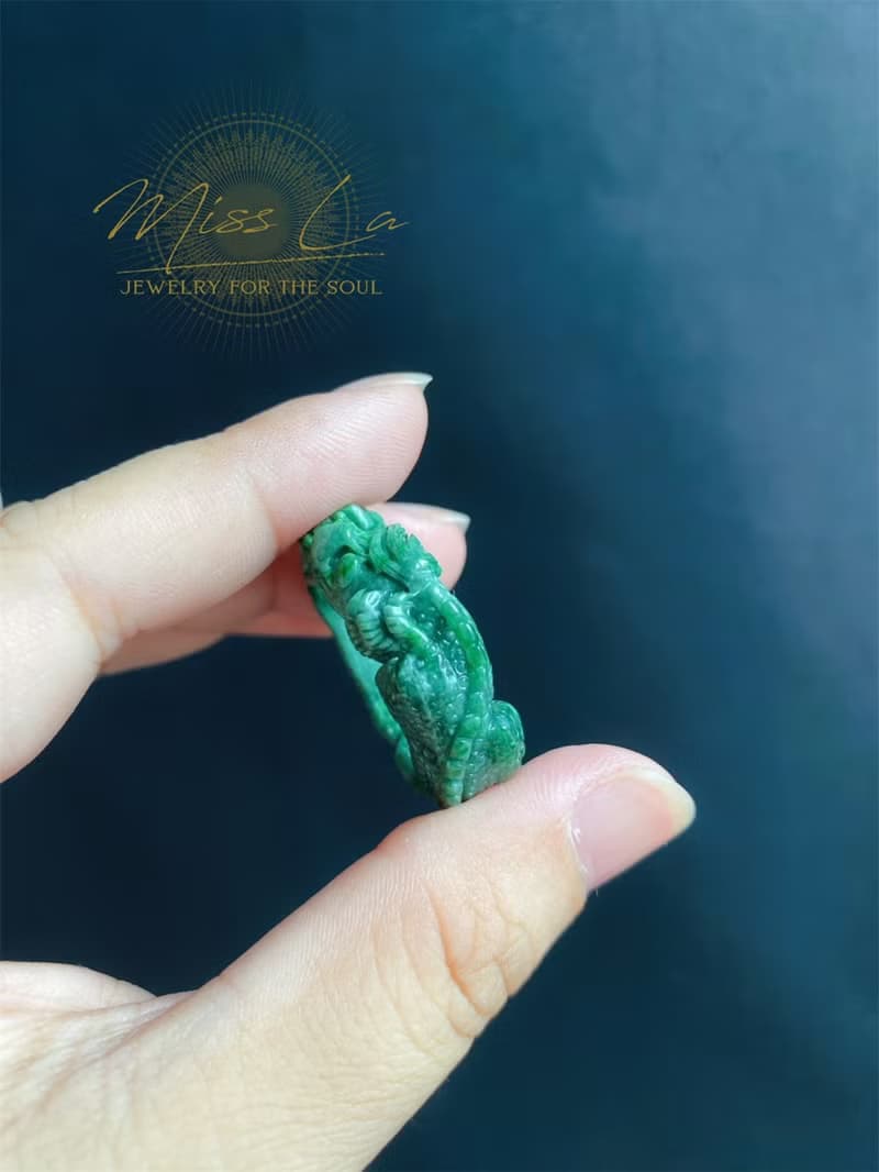 天然翡翠 手工龍戒 危地馬拉 雕刻戒指 內徑20.2mm 招財霸王 ring