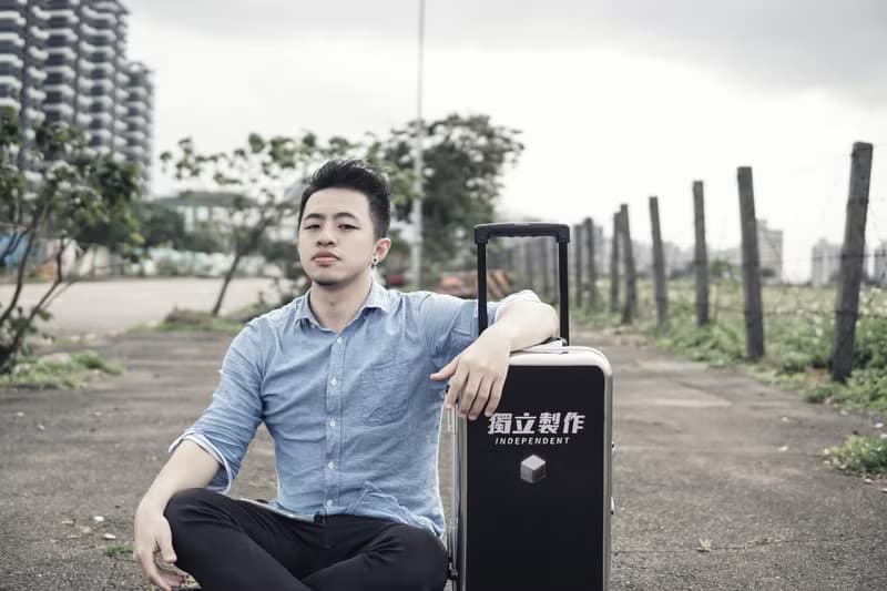 獨行者 - 鏡面黑不鏽鋼旅行箱