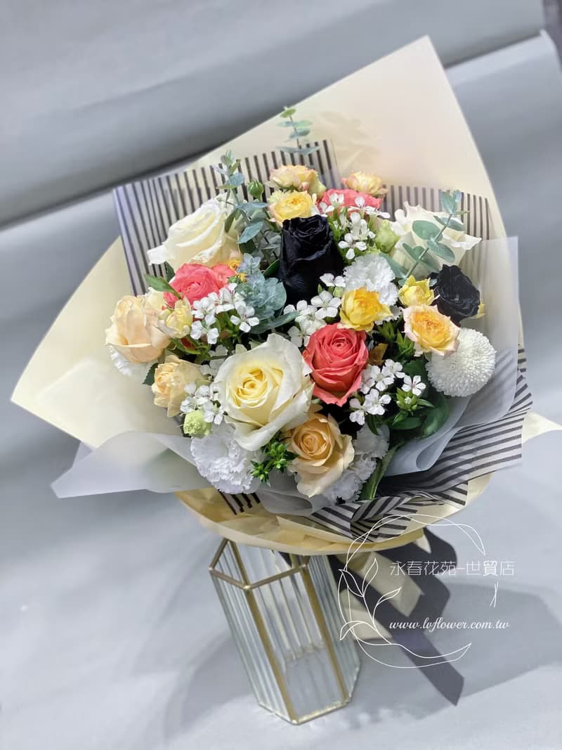 月之女神 鮮花花束  黑玫瑰 香檳玫瑰  情人節 生日花束 紀念日