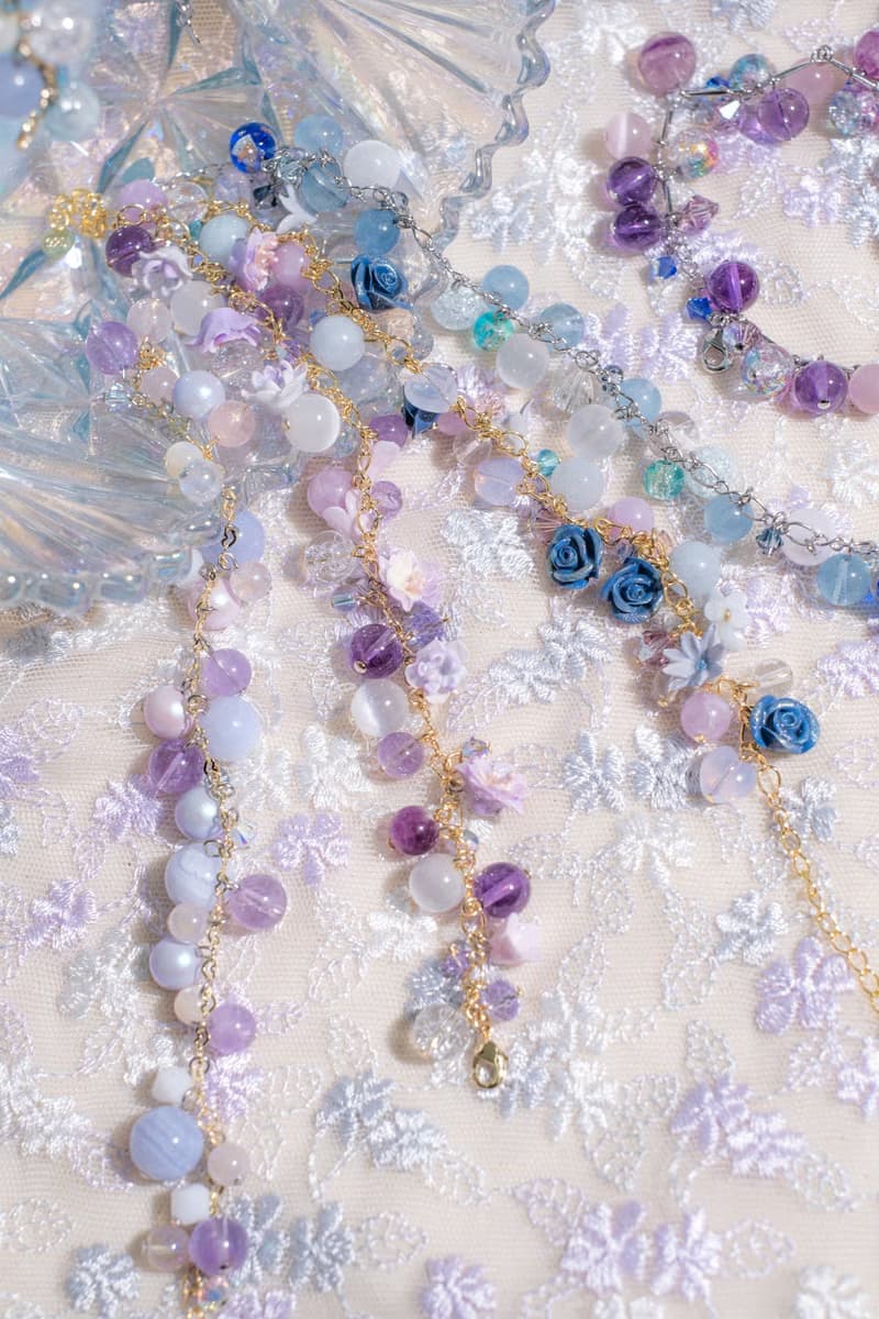 繁花泡泡浴系列水晶手鍊: 翠綠摩根石