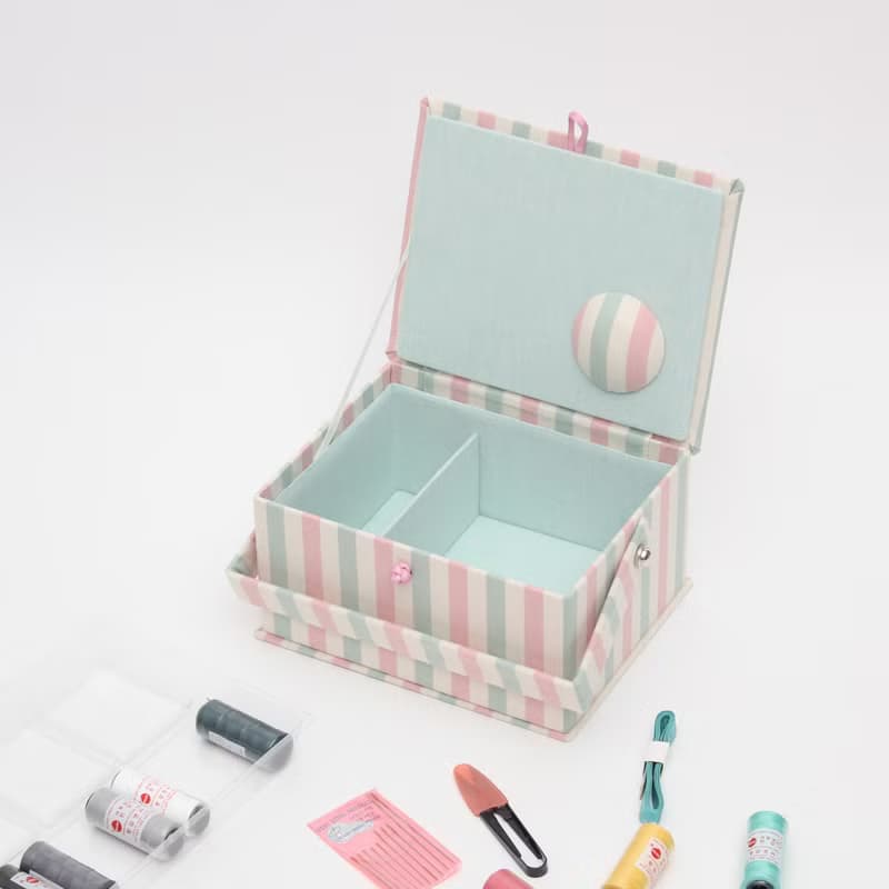 Vintage stripe sewing kit M Storage box