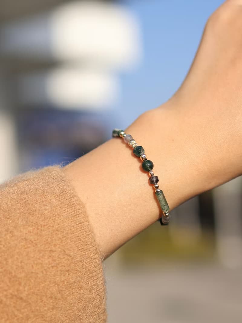 一派青鬆。水草瑪瑙 黑髮晶 拉長石 14KGF 水晶礦石手鍊