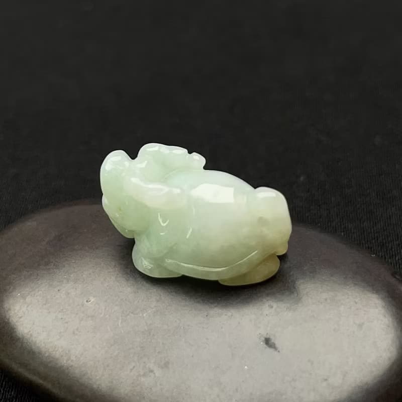 【吉祥‧長壽】冰綠翡翠龍龜小擺飾 | 天然緬甸玉翡翠A貨|送禮