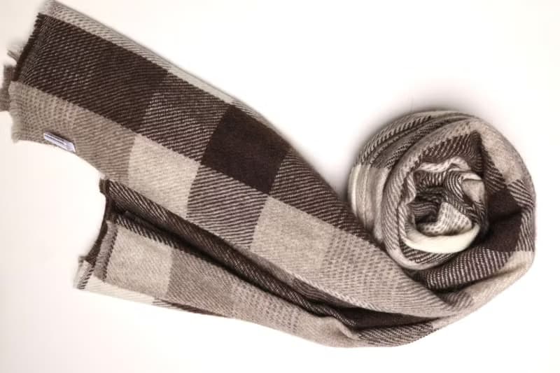 【預購】喀什米爾純氂牛絨手工柔軟厚織圍巾披肩日系格紋保暖蓬鬆