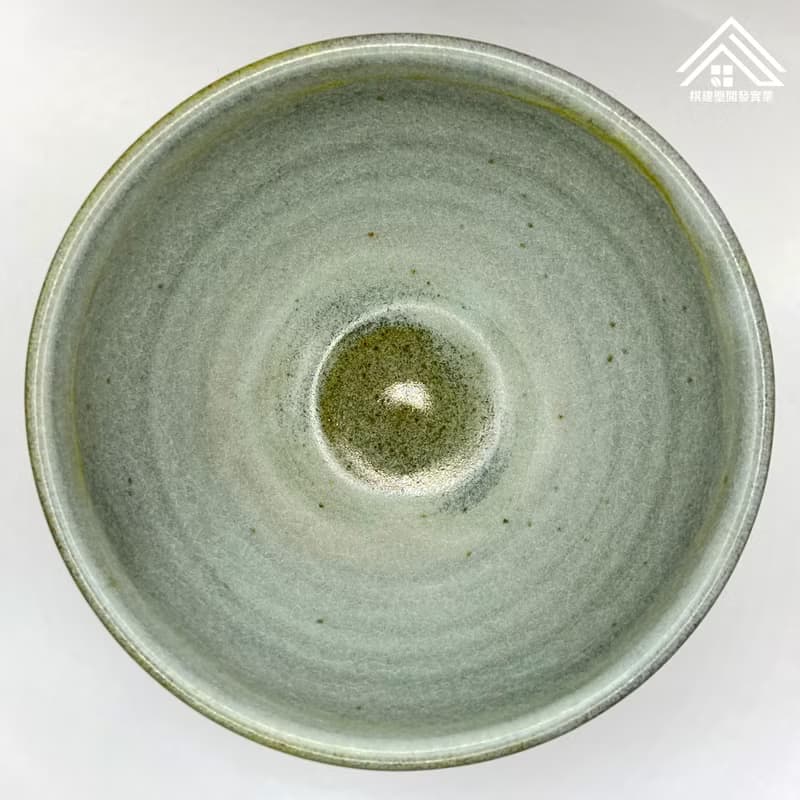 茶墨底青瓷釉碗