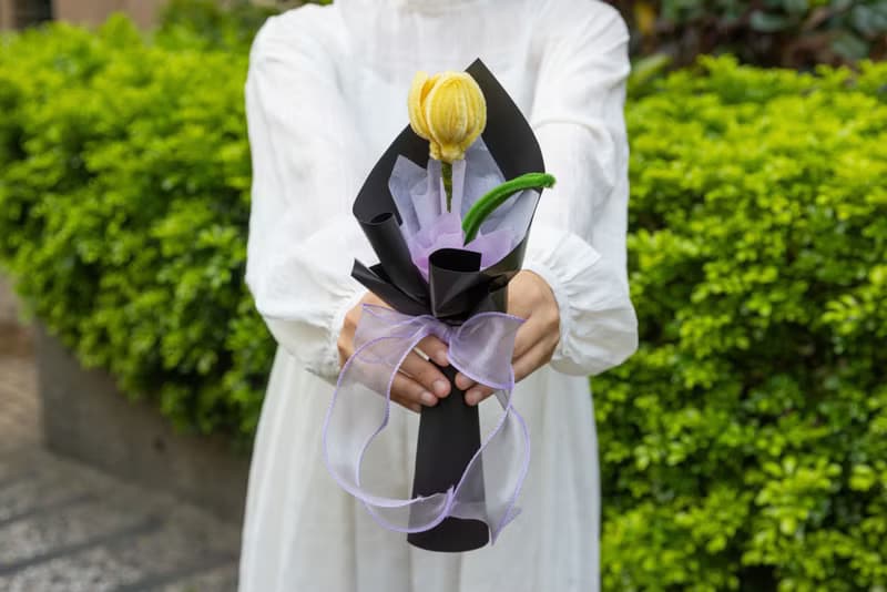 情人節首選 鬱金香 手工毛根花束  暗色系華麗款 可加購串串燈泡