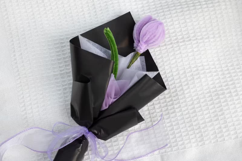 情人節首選 鬱金香 手工毛根花束  暗色系華麗款 可加購串串燈泡