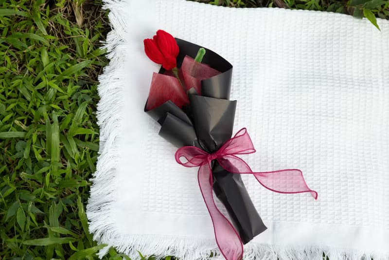 情人節首選 鬱金香 手工毛根花束  暗色系華麗款 可加購串串燈泡