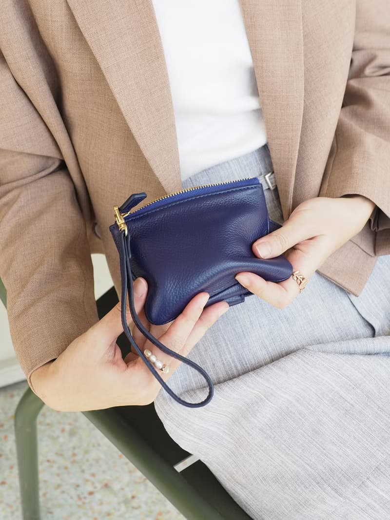 Mary (indigo) : Mini wallet, short wallet, cow leather, Blue , Zip pouch