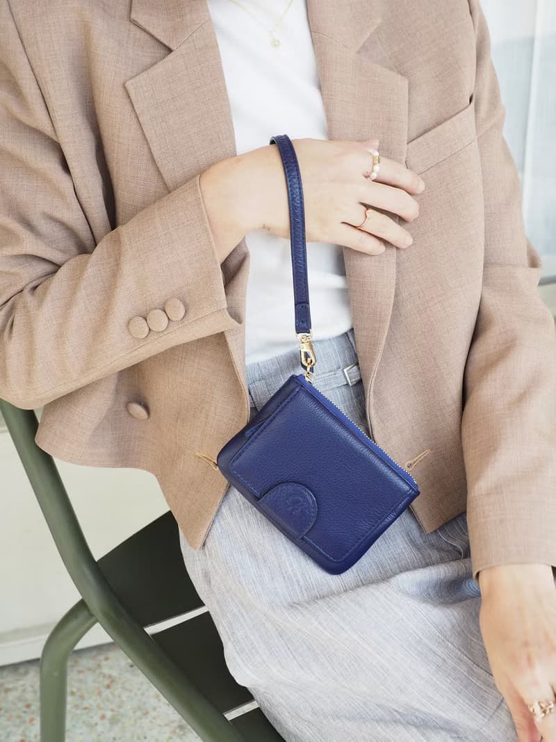 Mary (indigo) : Mini wallet, short wallet, cow leather, Blue , Zip pouch