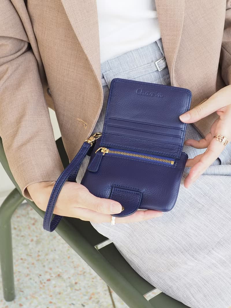 Mary (indigo) : Mini wallet, short wallet, cow leather, Blue , Zip pouch