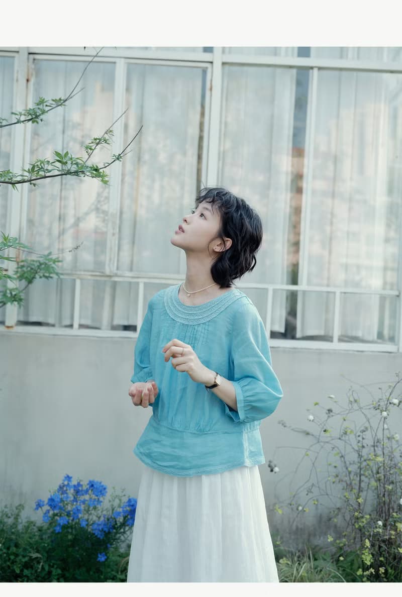 苧麻兩色小衫打條工藝花邊上衣