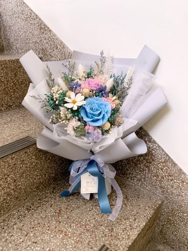 【現做永生玫瑰花束】畢業花束　母親節花束　生日送禮花束