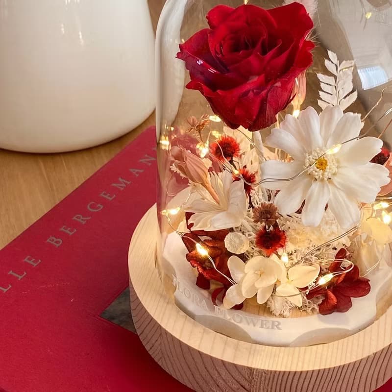 Flora Flower 小花叢永生花夜燈— 花遇和風