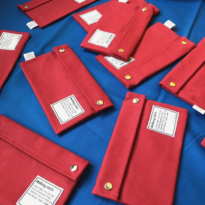 CLUTCH BAG HAWAII : RED