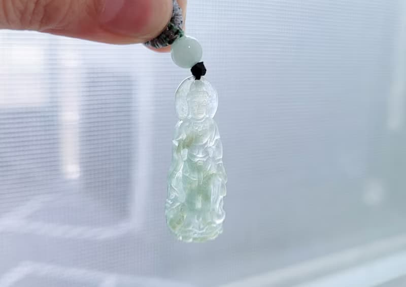【親翠】天然翡翠 冰透睛精緻美型男相站觀音項鍊 佛系 觀音