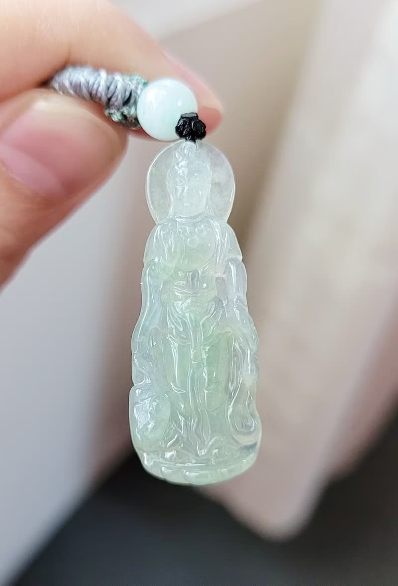 【親翠】天然翡翠 冰透睛精緻美型男相站觀音項鍊 佛系 觀音