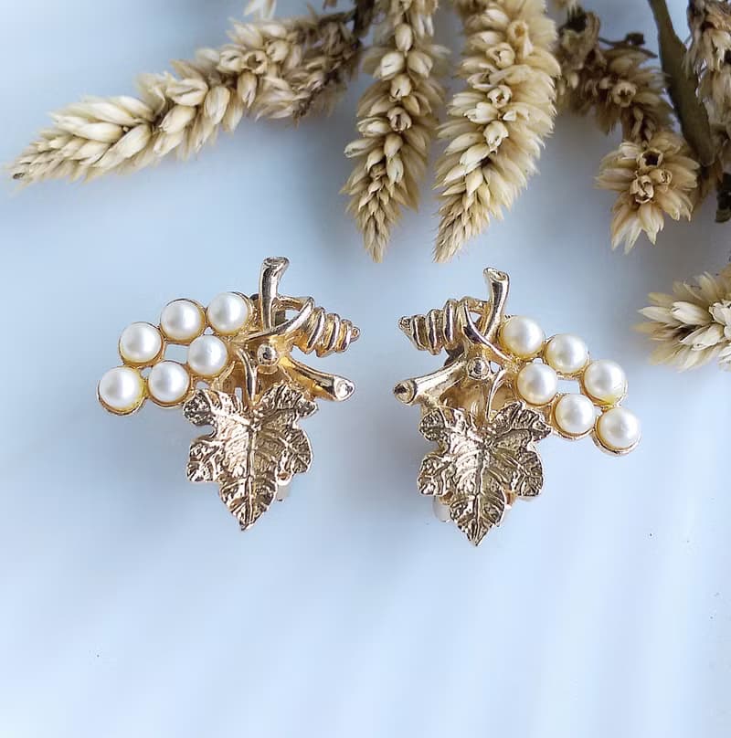 Vintage Jewelry 西洋古董飾品 氣質優雅 葡萄藤 仿珠 夾式耳環