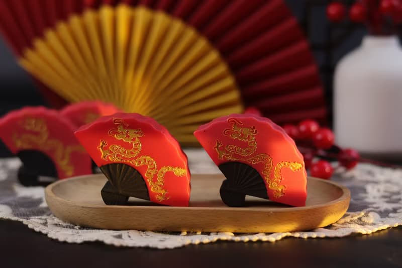 【香港手信】金龍圖騰紋 中國傳統剪紙 扇形手工皂