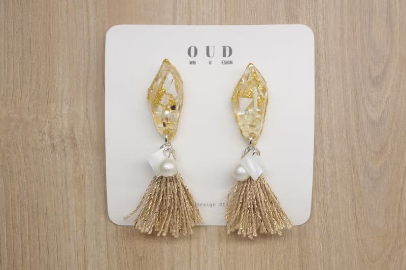 OUD原創. 手工飾品. 幾何系列--礦石形金箔白貝珍珠流蘇耳環/耳夾
