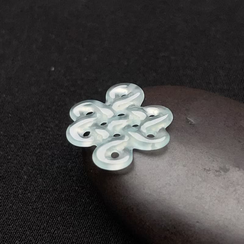 高冰綠翡翠吉祥結 | 天然緬甸玉翡翠A貨