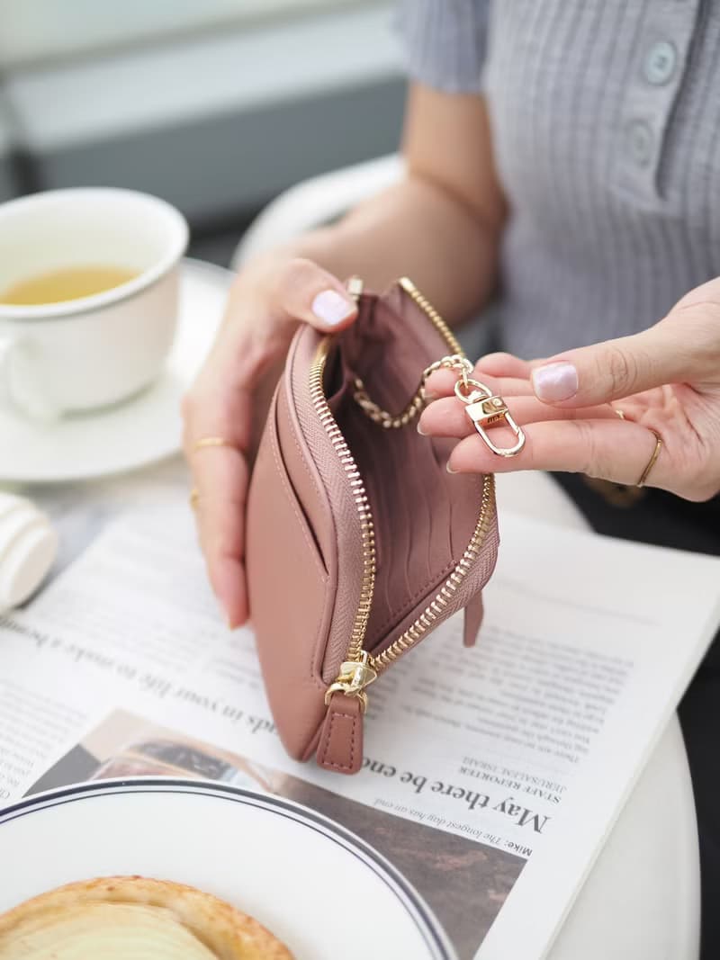 LoLa (Tea rose): Short zip wallet, Short wallet, cow leather, Nude pink