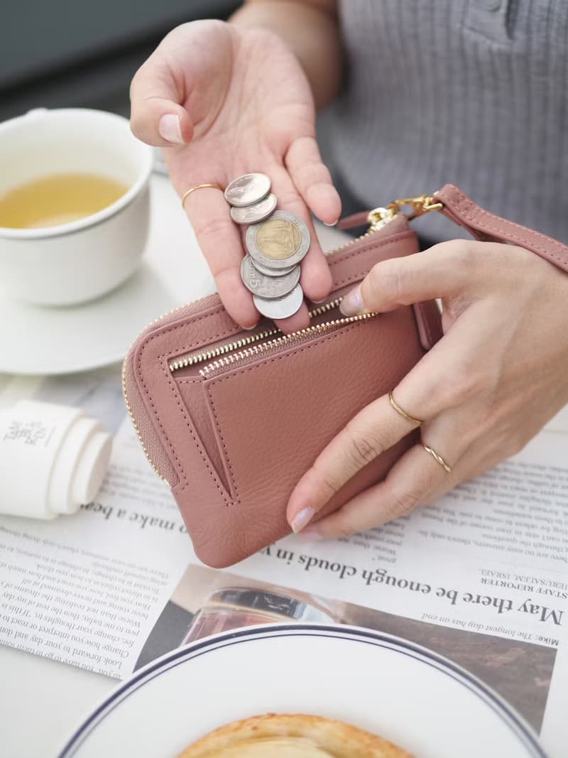 LoLa (Tea rose): Short zip wallet, Short wallet, cow leather, Nude pink