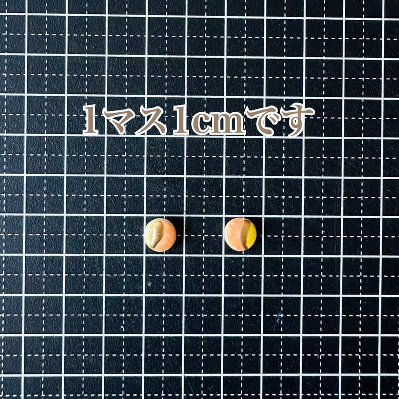 オレンジ × イエロー ビタミンカラー 絵付 陶器 金継ぎ ピアス イヤリング ノンホールピアス 橙 黄色 金 ゴールド 小ぶり 小さい シンプル ギフト