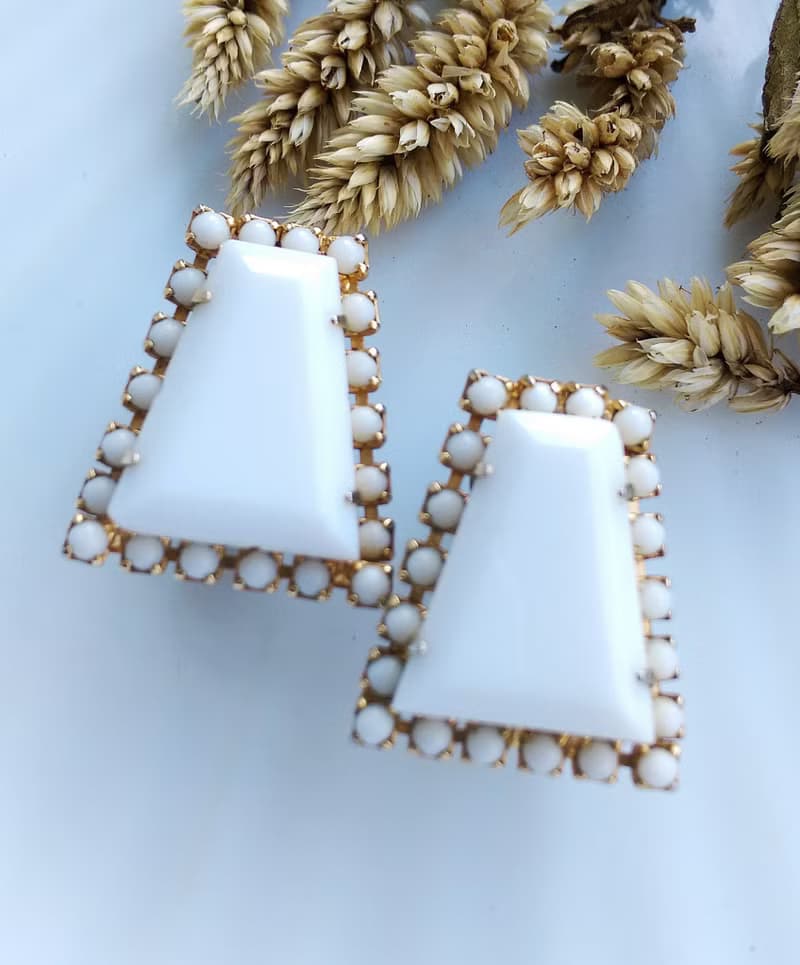 Vintage Jewelry 西洋古董飾品 摩登白 知性優雅 夾式耳環