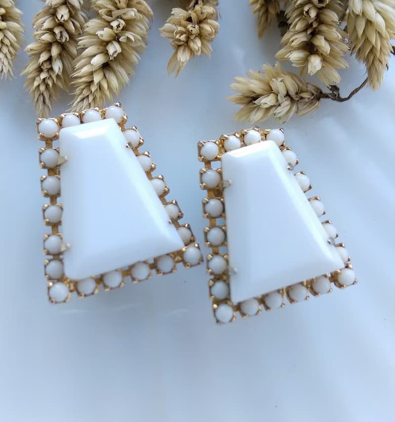 Vintage Jewelry 西洋古董飾品 摩登白 知性優雅 夾式耳環