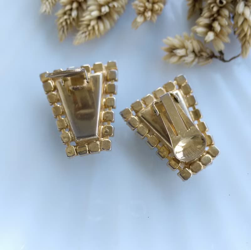 Vintage Jewelry 西洋古董飾品 摩登白 知性優雅 夾式耳環