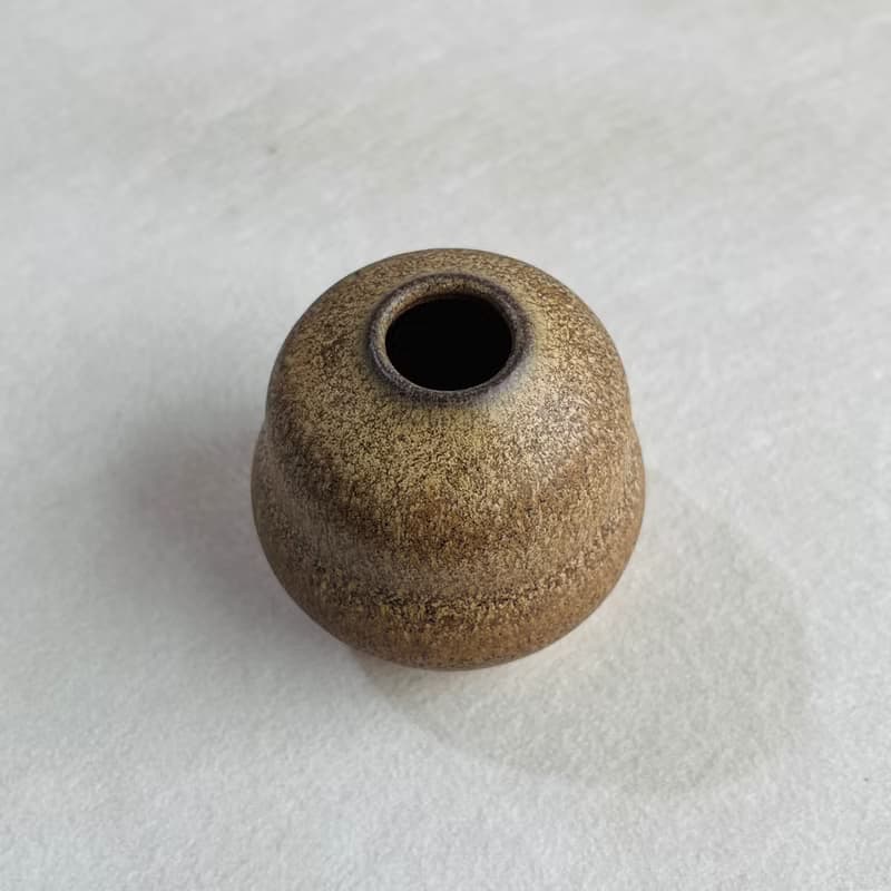寂林。手工陶瓷迷你花瓶 擴香瓶 精油瓶 陶藝花器 母親節禮物