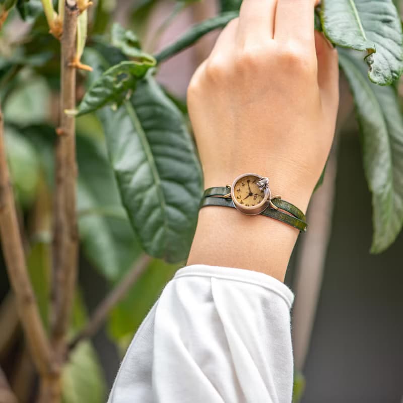 窺探沼澤的青蛙款手錶L/SS