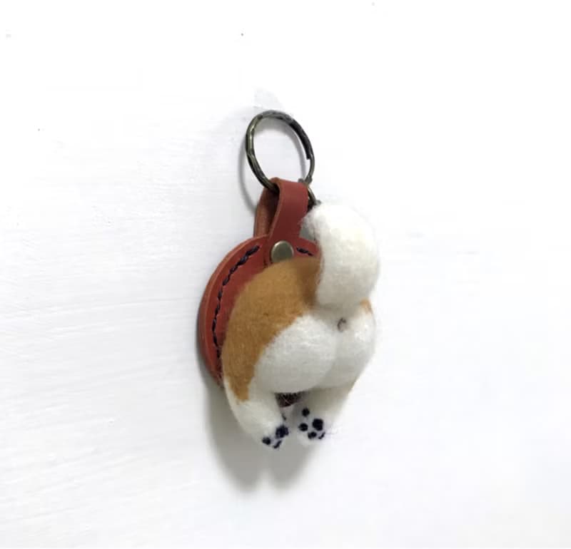 肥烤雞屁股_柴犬_皮革羊毛氈鑰匙圈-免費鋼印10個英文字母