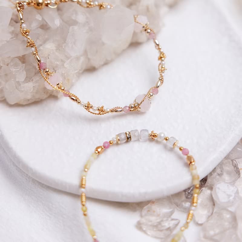 桃花 x 粉碧璽 粉晶 淡水珍珠 【聖誕玫瑰 • 追憶愛情】磁扣手鍊