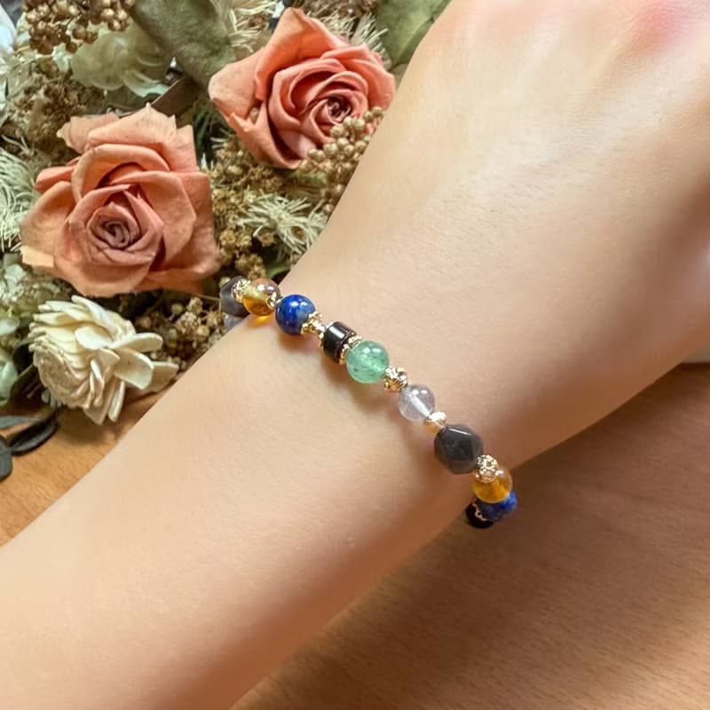 風與大地 銀曜石 綠草莓晶 黃水晶 青金石 黃虎眼 天然水晶手鏈