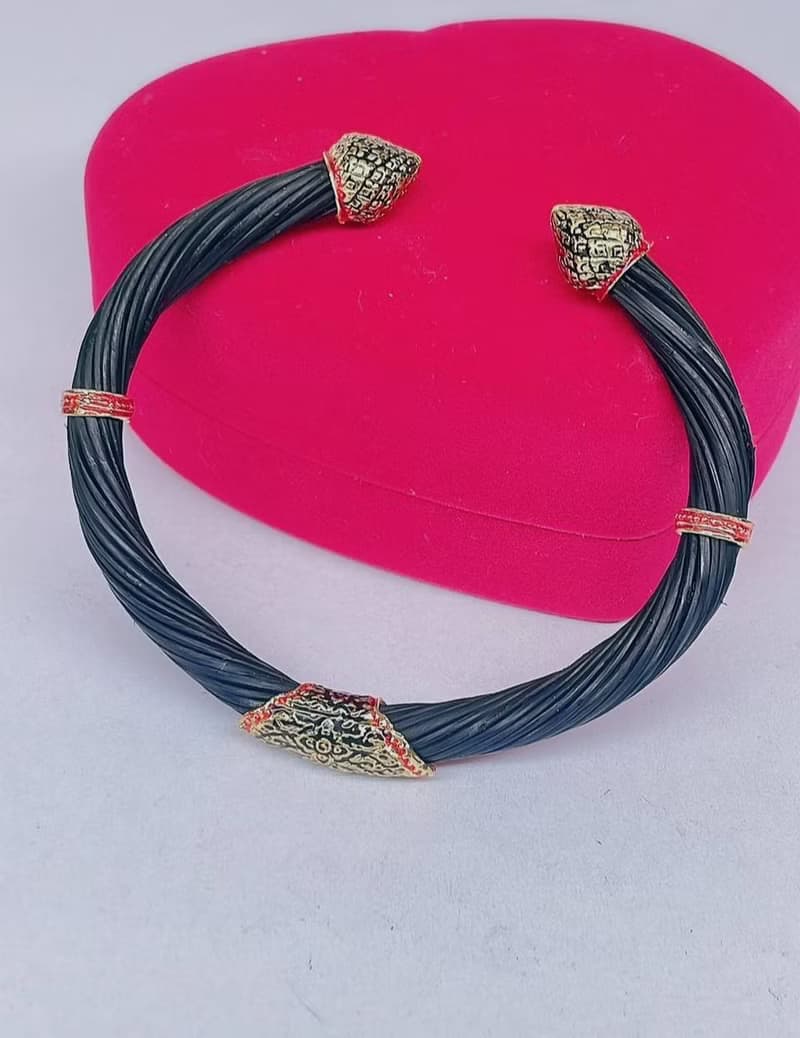 Black Body Real Elephant Tail Hair Bangle Silver Enamelled Sukhothai Free Size