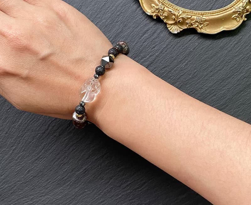 幽靈水晶  火山岩  黑膽石 椰殼 白水晶貔貅黃銅手鍊 財運 旺人緣