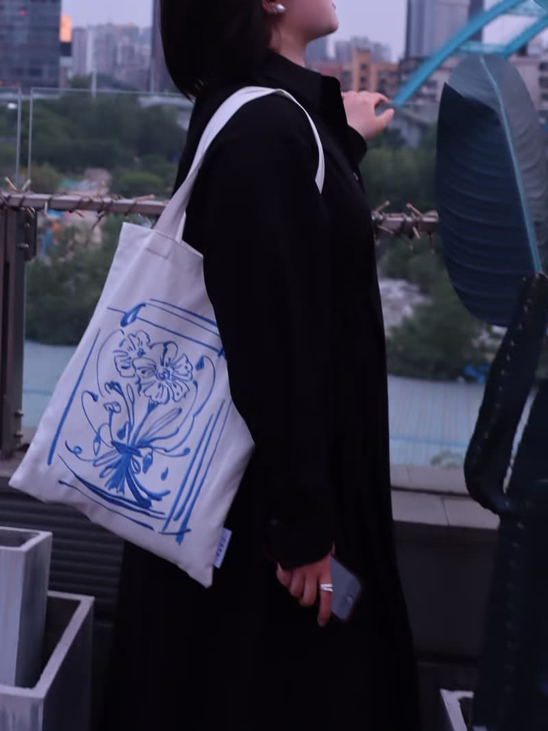 藍色花束 布袋小眾繡花包 環保單肩包插畫購物袋休閒