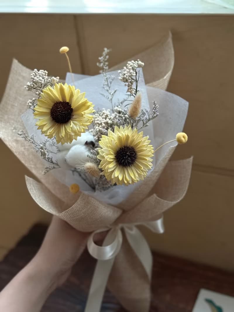 索拉太陽花束 永生非洲菊花束 畢業花束 乾燥花束