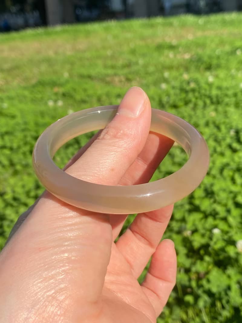 天然香檳色瑪瑙手鐲56