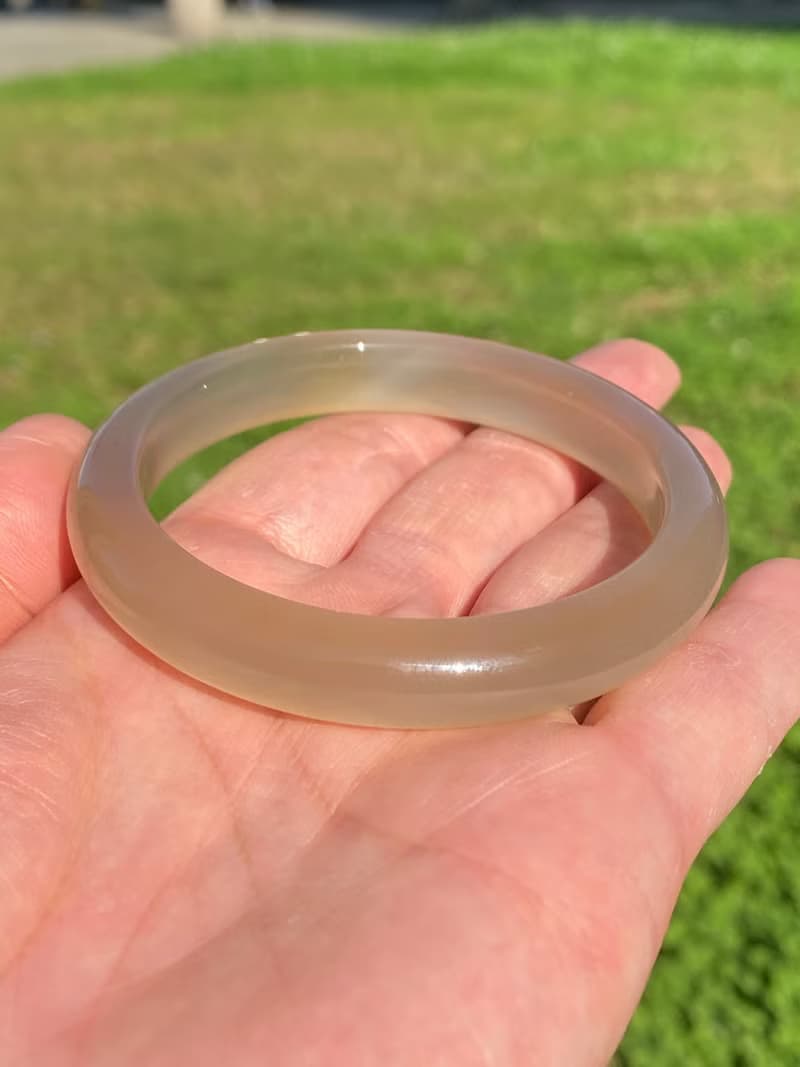 天然香檳色瑪瑙手鐲56