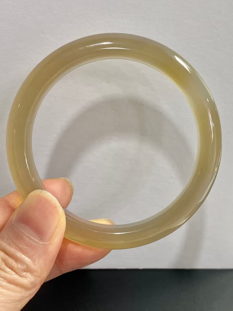 天然香檳色瑪瑙手鐲56