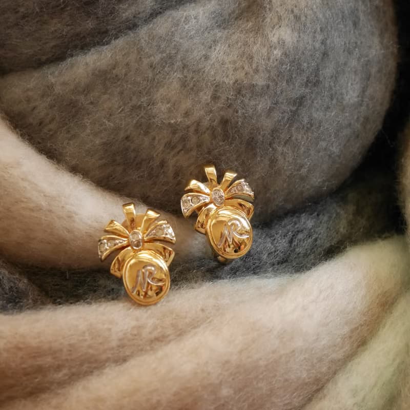 老又好古董珠寶 金色NR萊茵石夾式耳環 NINA RICCI C1183