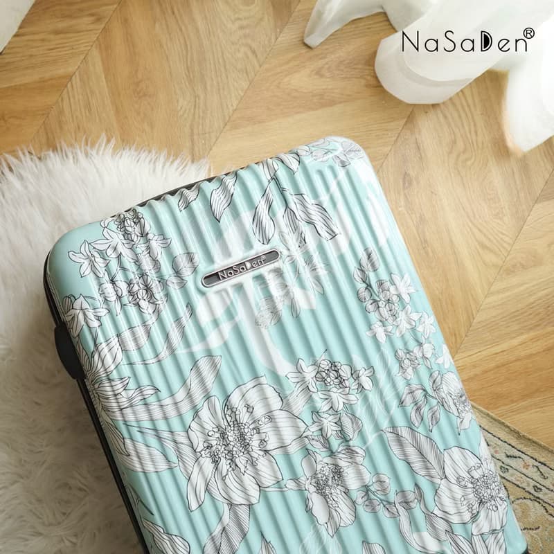 NaSaDen納莎登新無憂【Toilette淡香系列】22吋拉鍊行李箱