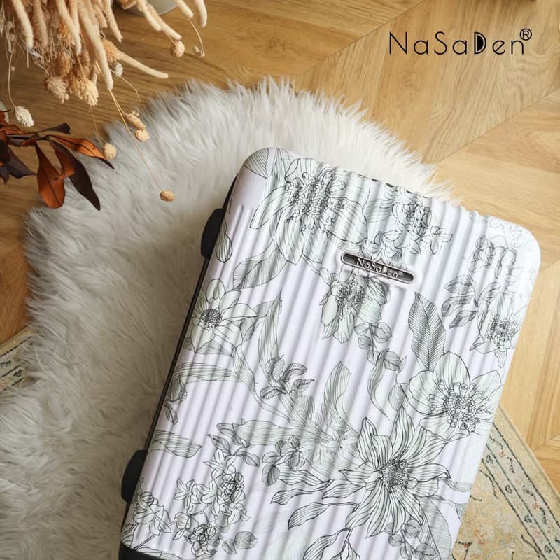 NaSaDen納莎登新無憂【Toilette淡香系列】22吋拉鍊行李箱
