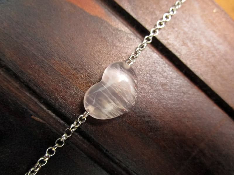 簡潔設計 項鍊 心印 紅髮晶+銀白K金鍊