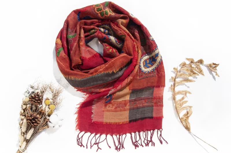 喀什米爾Cashmere/水煮羊毛披肩/針織圍巾/刺繡圍巾/羊絨披巾-花