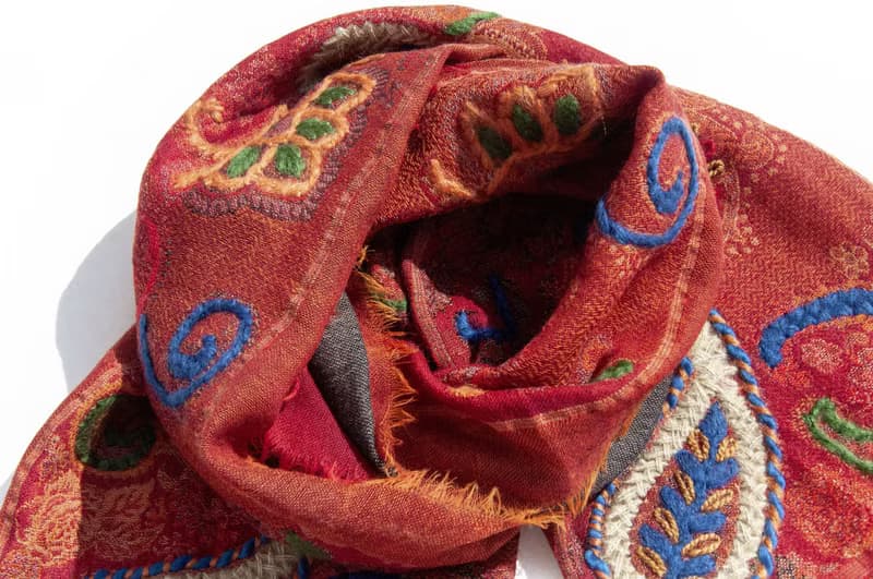喀什米爾Cashmere/水煮羊毛披肩/針織圍巾/刺繡圍巾/羊絨披巾-花